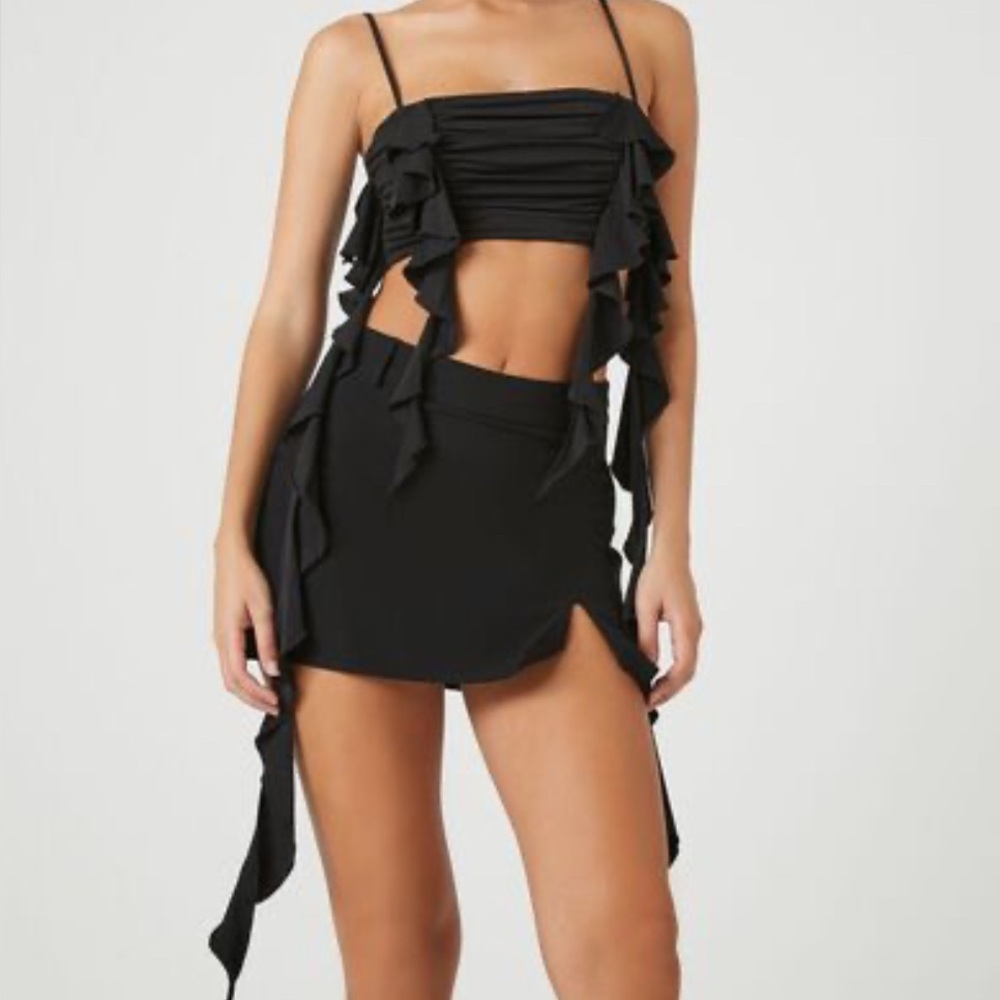 Ruffle trimmed crop cami